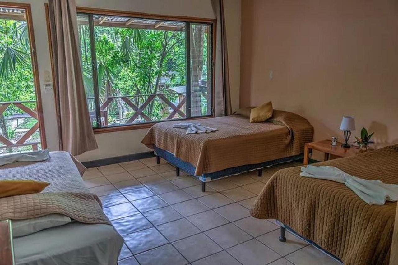 Hotel Jaguar Inn تيكال المظهر الخارجي الصورة