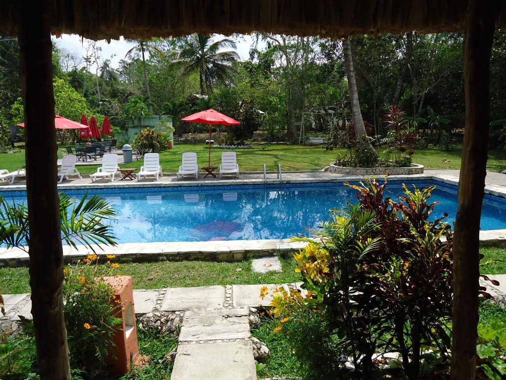 Hotel Jaguar Inn تيكال المظهر الخارجي الصورة